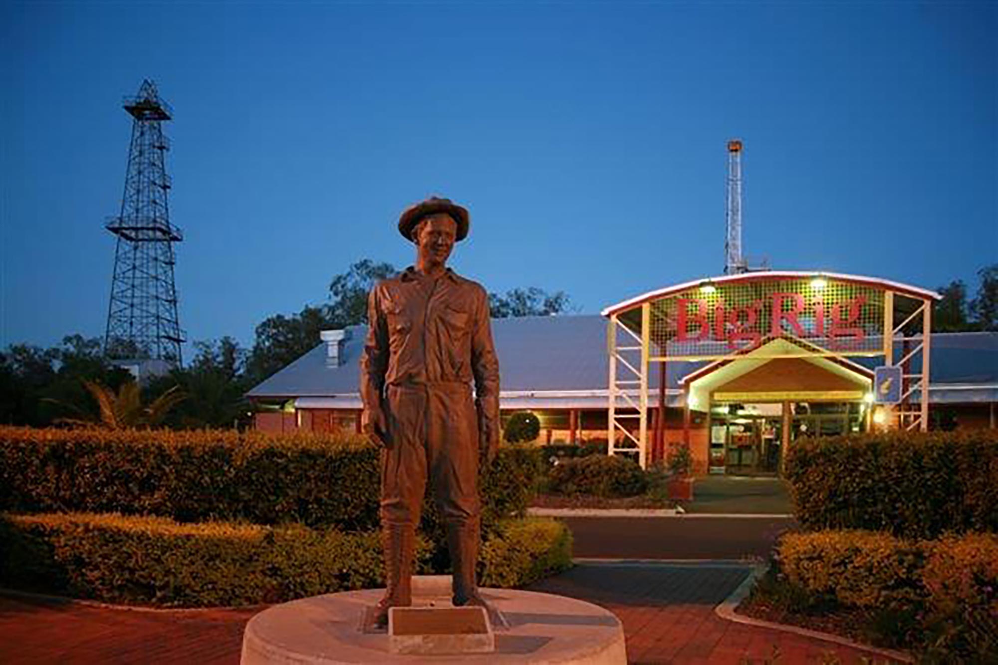 roma qld tourist information centre